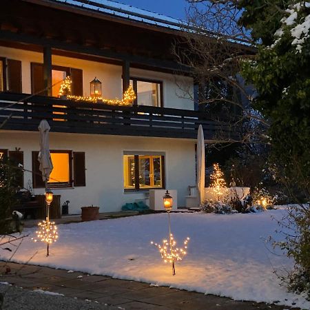 Charmantes Garten-Apartment: Erholung Im Chiemgau Unterwoessen Exterior photo
