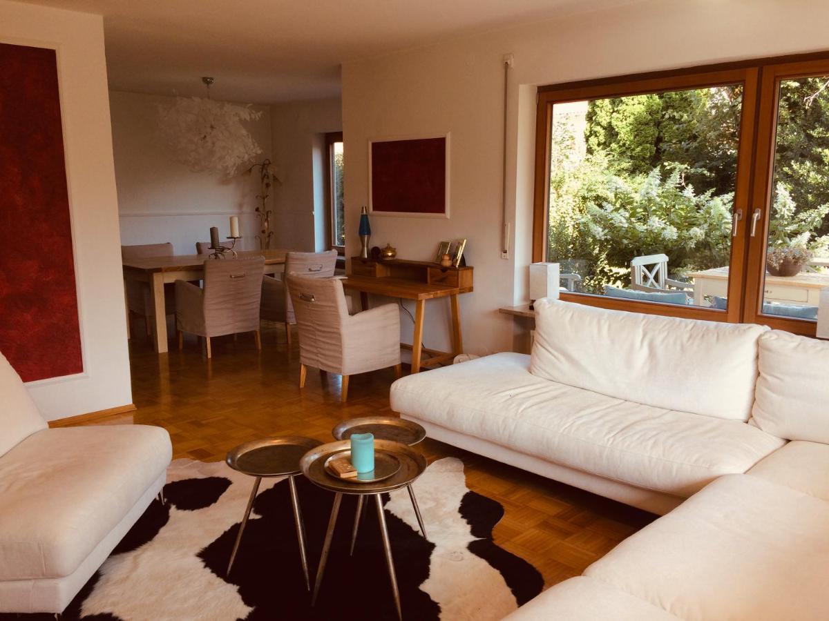 Charmantes Garten-Apartment: Erholung Im Chiemgau Unterwoessen Exterior photo